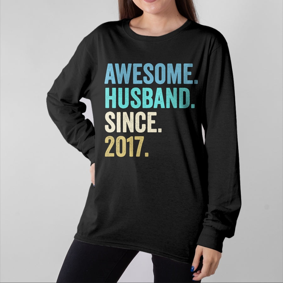 Best Wife Shirt, Wife and Husband Unisex T-Shirt/Hoodie/Sweatshirt HLT00 - Awesome Husband Since 2017 7th wedding anniversary 7 years T-Shirt (1)