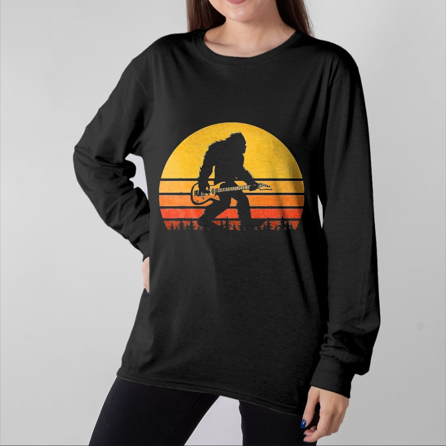 Guitar Lover Shirt, Funny Guitar UnisexT-Shirt/Hoodie/Sweatshirt HLT00 - Retro Bigfoot Guitar T-Shirt, Vintage Sasquatch Rocker Tee T-Shirt, Men, Black, 3X-Large