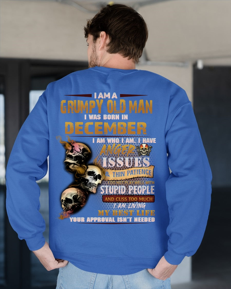 I AM A GRUMPY OLD MAN I WAS BORN IN DECEMBER male (SKU08-67-12)