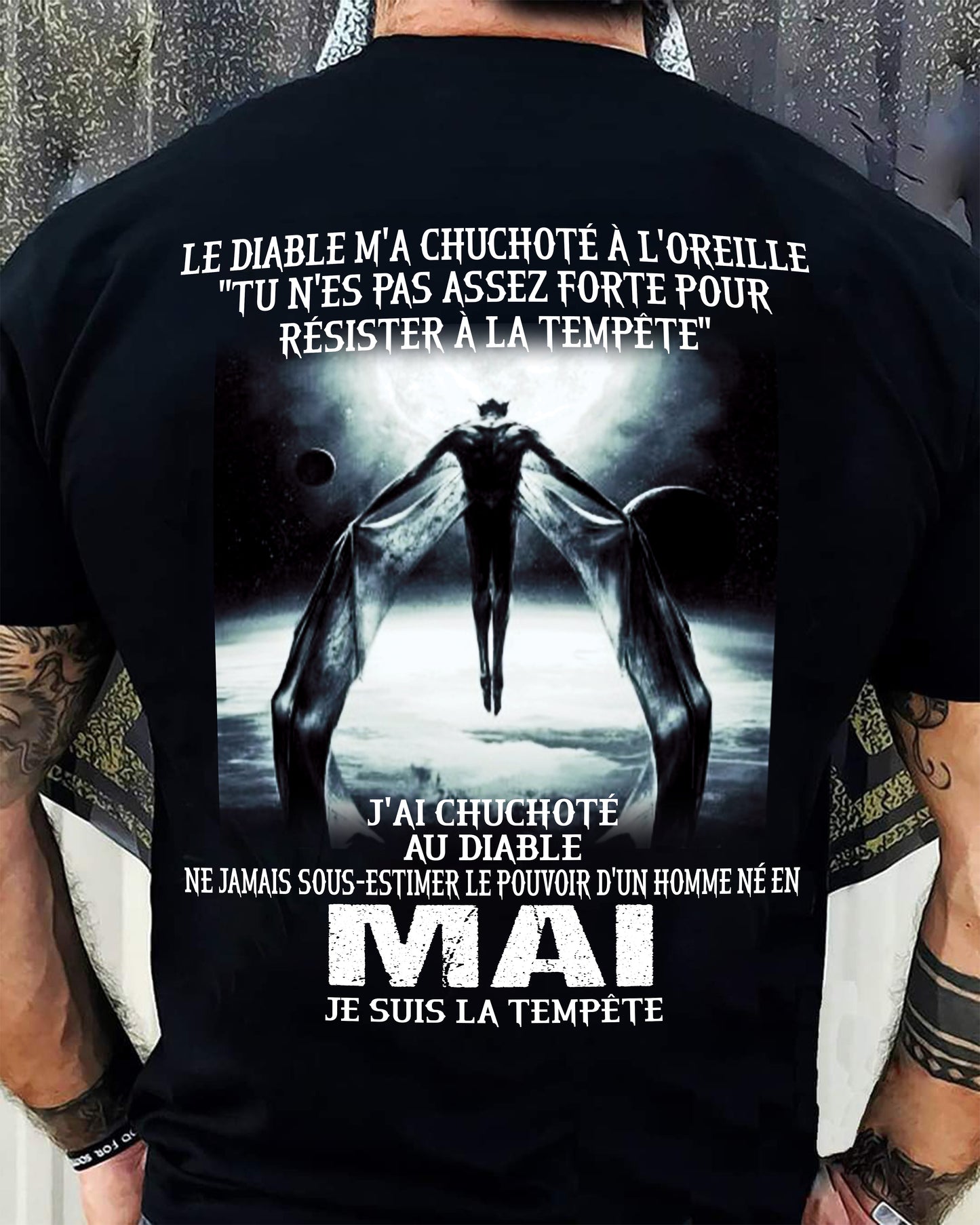 Je Suis la Tempête – Ne Jamais Sous-Estimer le Pouvoir d’un Homme Né en Mai – T-Shirt Homme - male fr05 / CCDI05 (SKU26T-01160-05)