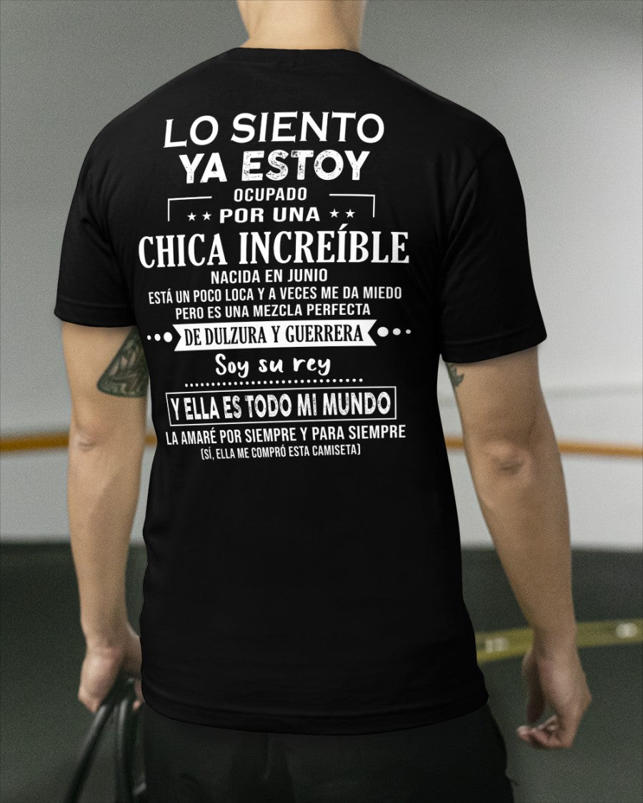 Lo siento chicas, ya estoy pillado - Mi novia está un poco loca y es adorable - Regalo especial para tu novio o esposo - (SKU04-156-06) - CCDI06