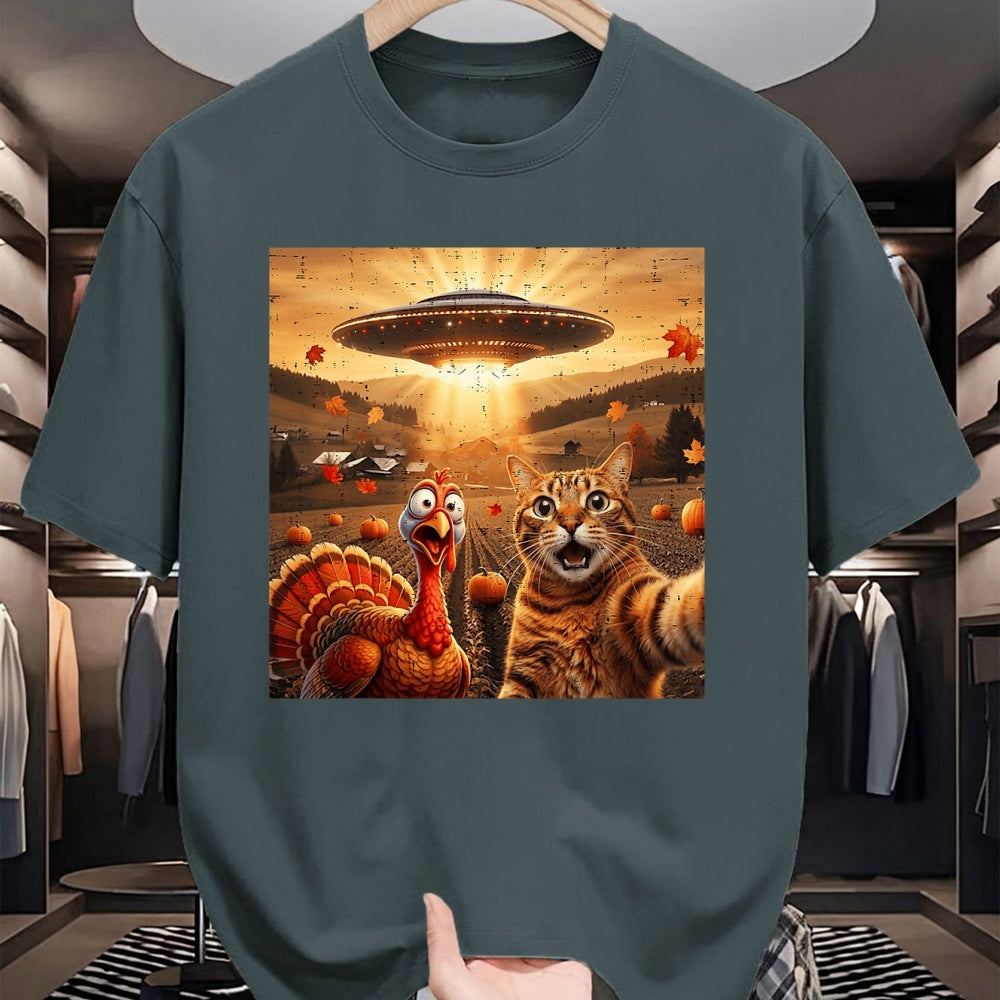 Best Thanksgiving Family Shirt , Funny Thanksgiving UnisexT-Shirt/Hoodie/Sweatshirt HLT00 - Cat Selfie with Turkey Funny Thanksgiving for Men Women Kids T-Shirt