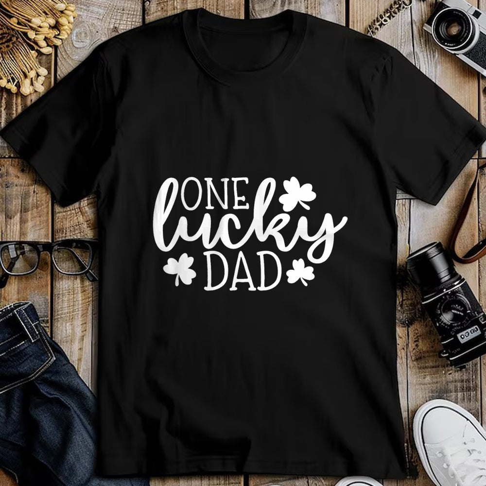 Gift for Dad Shirt, Funny Dad Unisex T-Shirt/Hoodie/Sweatshirt HLT00 – One Lucky Dad Shirt St Patricks Day Shirt Men Daddy T-Shirt