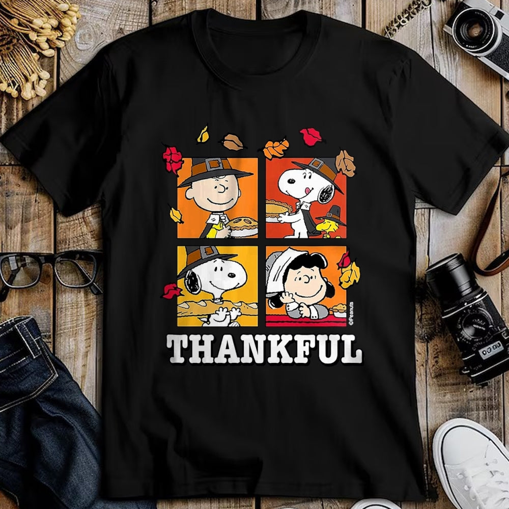 Best Thanksgiving Family Shirt , Funny Thanksgiving UnisexT-Shirt/Hoodie/Sweatshirt HLT00 - Peanuts - Peanuts - Snoopy Charlie Brown Lucy Thankful T-Shirt, Men, Black, 3X-Large
