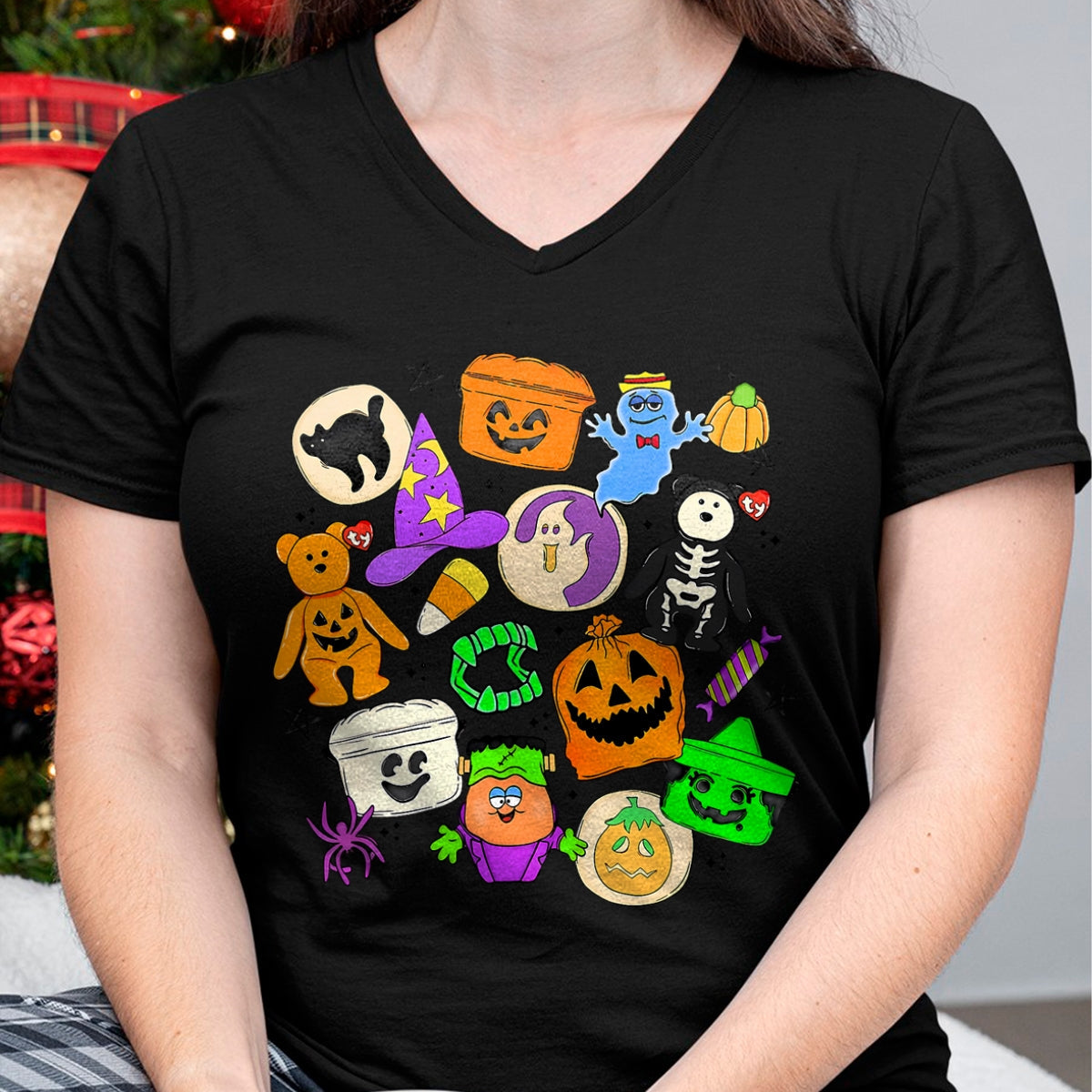 Best Thanksgiving Family Shirt , Funny Thanksgiving UnisexT-Shirt/Hoodie/Sweatshirt HLT00 - Cute Funny Boo Ghost Vintage 90s Halloween Collage Doodles T-Shirt