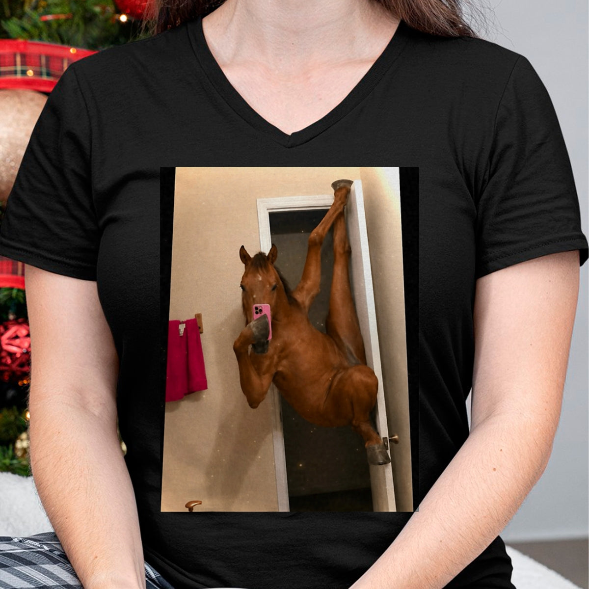 Best Horse Lover Shirt , Funny Horse UnisexT-Shirt/Hoodie/Sweatshirt HLT00 - Horse Selfie Meme Weird Door Pose T-Shirt