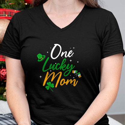 Gift for Mom Shirt, Funny Mom Unisex T-Shirt/Hoodie/Sweatshirt HLT00 - One Lucky Mom - Funny St Patricks Day Irish Mother T-Shirt