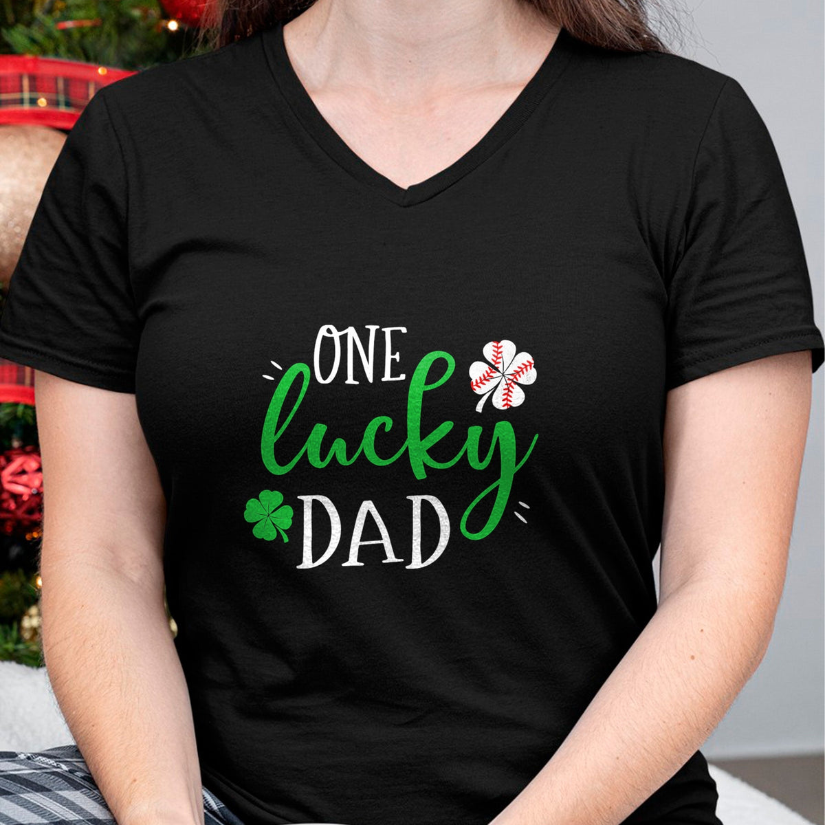 Gift for Dad Shirt, Funny Dad Unisex T-Shirt/Hoodie/Sweatshirt HLT00 – Mens Baseball Dad One Lucky Dad Tee Vintage St Patrick Day Father T-Shirt