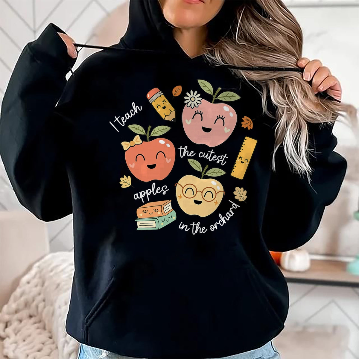 Best Teacher Shirt, Funny Teacher UnisexT-Shirt/Hoodie/Sweatshirt HLT00 - I Teach The Cutest Apples in The Orchard Cute Fall Teacher T-Shirt