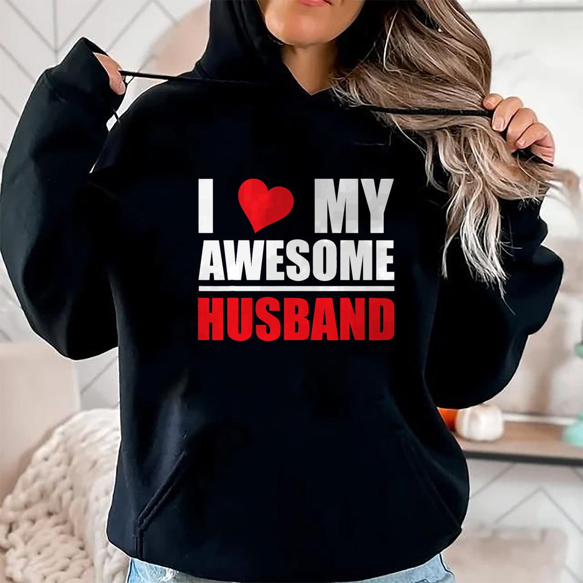 Best Wife Shirt, Wife and Husband Unisex T-Shirt/Hoodie/Sweatshirt HLT00 - I Love My Awesome Husband Romantic Gift for Wife or Husband T-Shirt