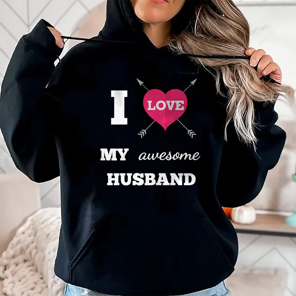 Best Wife Shirt, Wife and Husband Unisex T-Shirt/Hoodie/Sweatshirt HLT00 - I Love My Awesome Husband Shirt Heart & Arrow Cool Wife Tee T-Shirt (1)