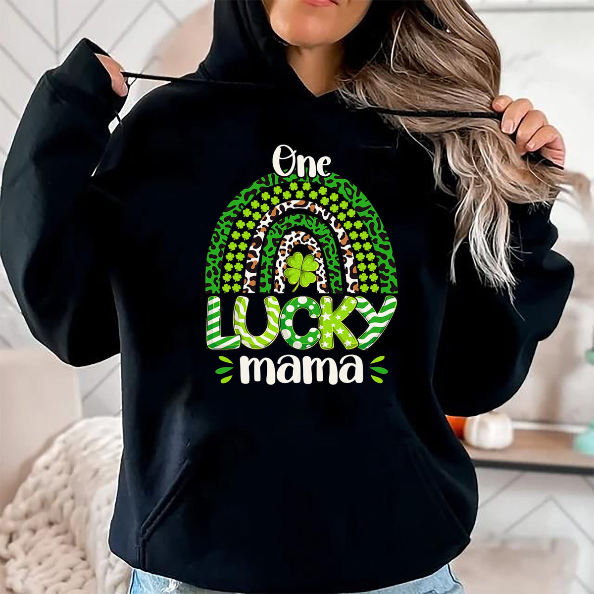Gift for Mom Shirt, Funny Mom Unisex T-Shirt/Hoodie/Sweatshirt HLT00 - One Lucky Mom Irish Rainbow Leopard St Patricks Day T-Shirt