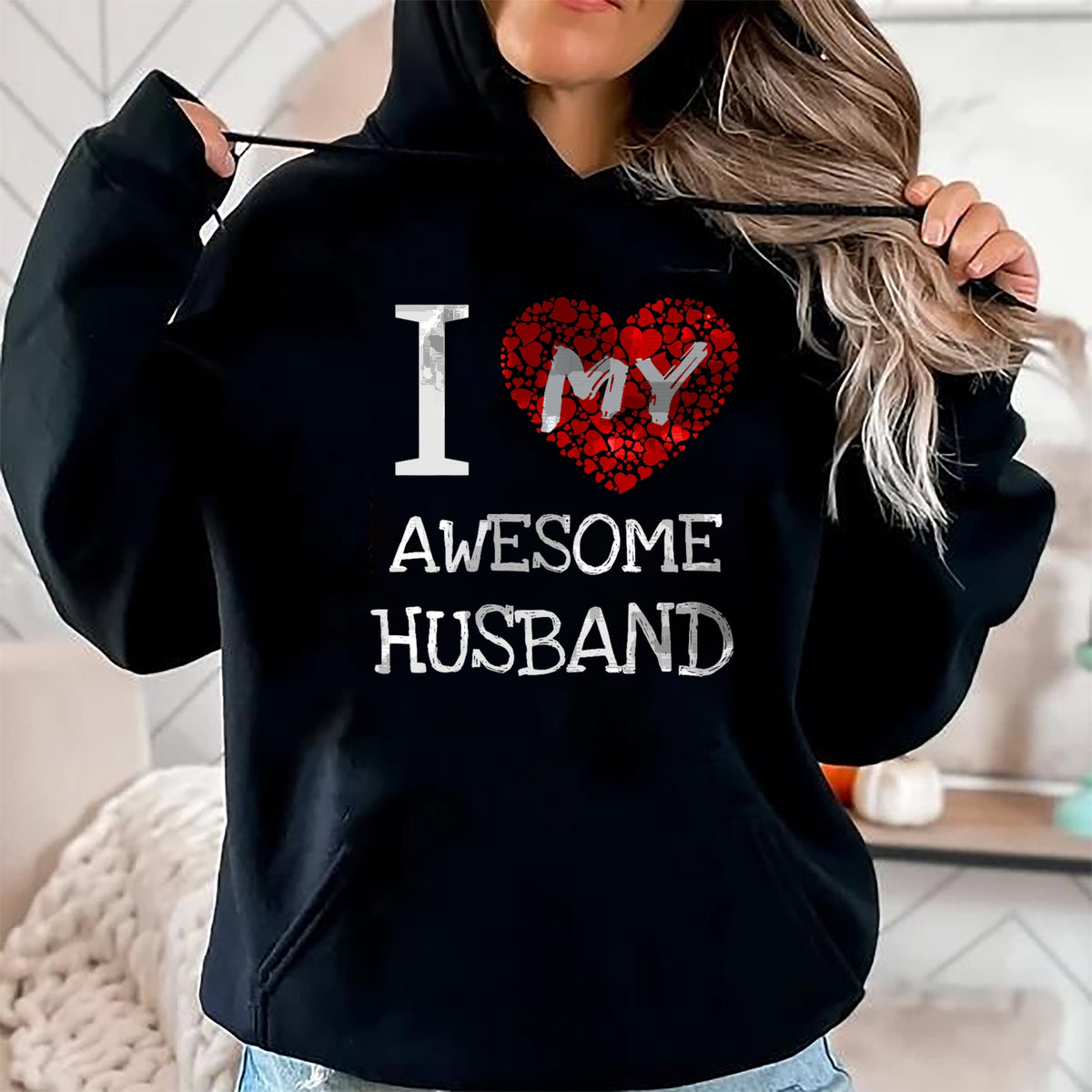 Best Wife Shirt, Wife and Husband Unisex T-Shirt/Hoodie/Sweatshirt HLT00 - I Love My Awesome Husband T-Shirt for Women Gift T-Shirt
