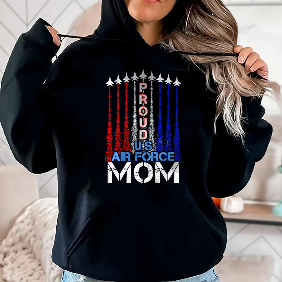 Gift for Mom Shirt, Funny Mom Unisex T-Shirt/Hoodie/Sweatshirt HLT00 - ic Jet 4th Of July Proud US Air Force Mom US Flag T-Shirt