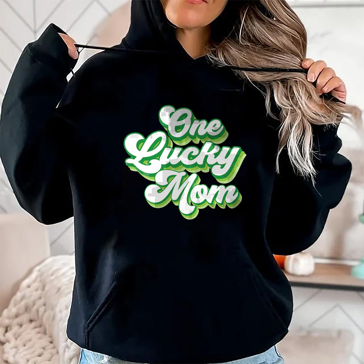 Gift for Mom Shirt, Funny Mom Unisex T-Shirt/Hoodie/Sweatshirt HLT00 - One Lucky Mom Retro Vintage St Patrick_s Day T-Shirt