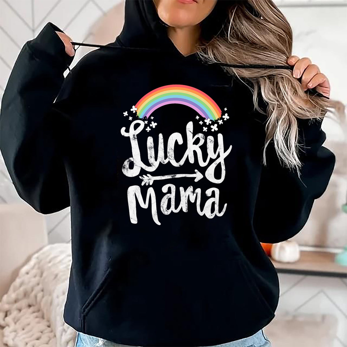 Gift for Mom Shirt, Funny Mom Unisex T-Shirt/Hoodie/Sweatshirt HLT00 - Lucky Mama Family St Patricks Day T-Shirt Mom Mothers Day T-Shirt