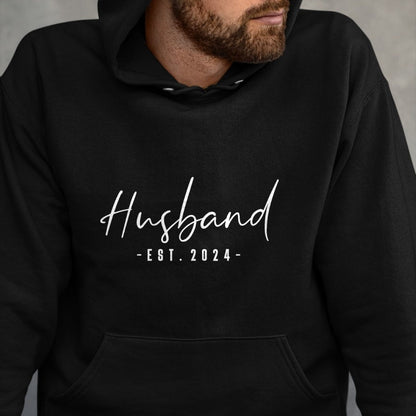 Best Wife Shirt, Wife and Husband Unisex T-Shirt/Hoodie/Sweatshirt HLT00 - Husband Est 2024 Just Married Honeymoon Hubby Wedding Couple T-Shirt