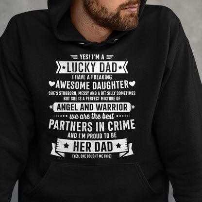 Gift for Dad Shirt, Funny Dad Unisex T-Shirt/Hoodie/Sweatshirt HLT00 –  Lucky proud dad awesome daughter for fathers day birthday T-Shirt