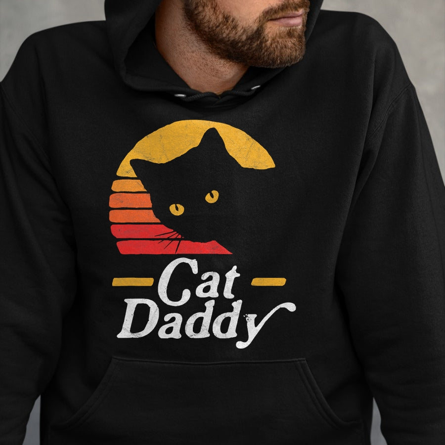 Gift for Dad Shirt, Funny Dad Unisex T-Shirt/Hoodie/Sweatshirt HLT00 – Cat Daddy Vintage Eighties Style Cat Retro Distressed T-Shirt