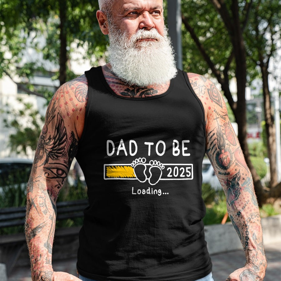 Gift for Dad Shirt, Funny Dad Unisex T-Shirt/Hoodie/Sweatshirt HLT00 – Dad To Be 2025 Dad est 2025 Daddy To Be Promoted to Daddy T-Shirt