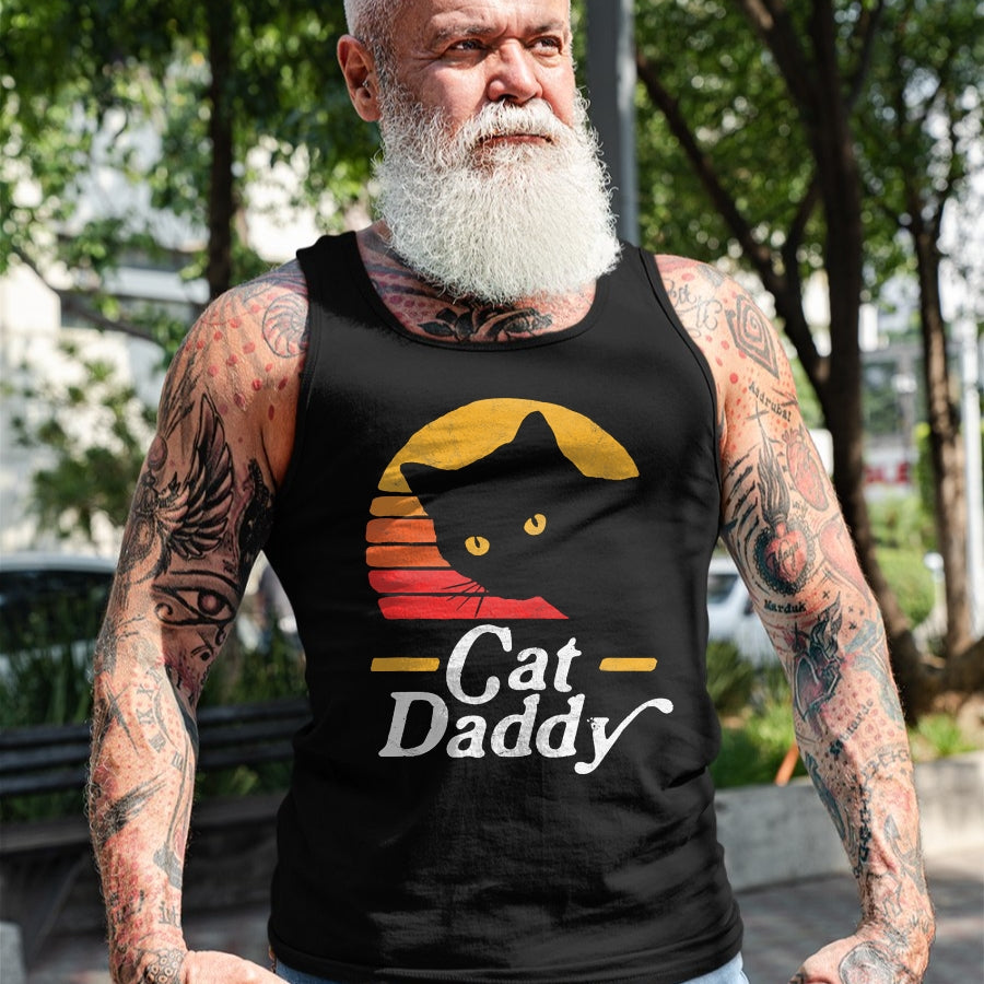 Gift for Dad Shirt, Funny Dad Unisex T-Shirt/Hoodie/Sweatshirt HLT00 – Cat Daddy Vintage Eighties Style Cat Retro Distressed T-Shirt