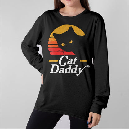 Gift for Dad Shirt, Funny Dad Unisex T-Shirt/Hoodie/Sweatshirt HLT00 – Cat Daddy Vintage Eighties Style Cat Retro Distressed T-Shirt