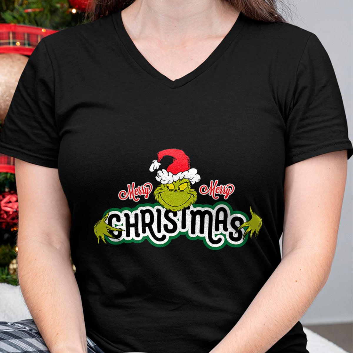 Christmas Shirts for Family, Funny christmas shirts, Christmas Unisex T-Shirt/Hoodie/Sweatshirt HLT00 - Dr. Seuss Grinch Hugs Christmas Short Sleeve T-shirt
