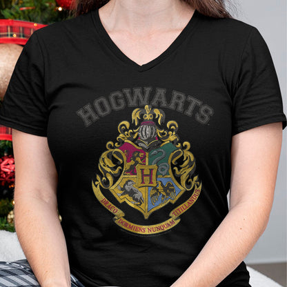 Christmas Shirts for Family, Funny christmas shirts, Christmas Unisex T-Shirt/Hoodie/Sweatshirt HLT00 - Harry Potter Hogwarts Vintage Crest Short Sleeve T-Shirt