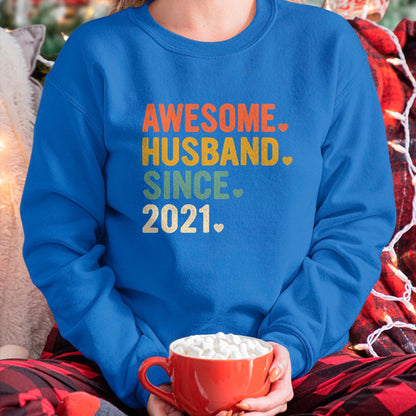 Best Wife Shirt, Wife and Husband Unisex T-Shirt/Hoodie/Sweatshirt HLT00 - 2 Years Anniversary for Him Awesome Husband Since 2021 T-Shirt
