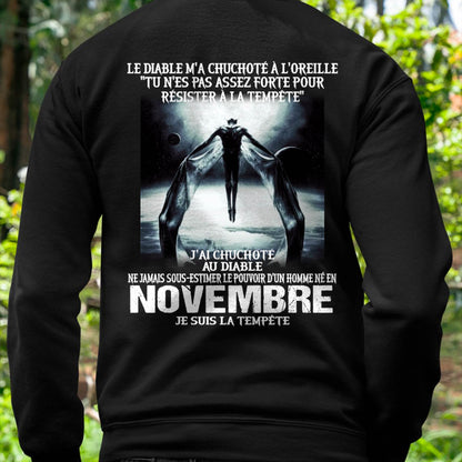 Je Suis la Tempête – Ne Jamais Sous-Estimer le Pouvoir d’un Homme Né en Novembre – T-Shirt Homme - male fr11 / CCDI11 (SKU26T-01160-11)