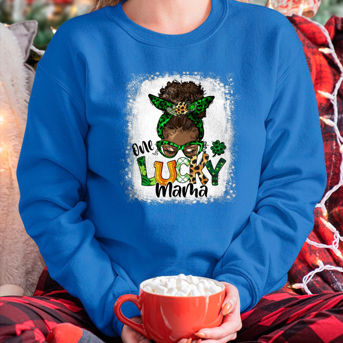 Gift for Mom Shirt, Funny Mom Unisex T-Shirt/Hoodie/Sweatshirt HLT00 - One Lucky Mama Mom Mother African American St Patrick's Day T-Shirt