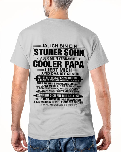 DEU00 - JA, ICH BIN EIN STURER SOHN T-SHIRT – GEBURTSTAGSGESCHENK VON EINEM -PAPA - ccdi00 (SKU2606-257-00)