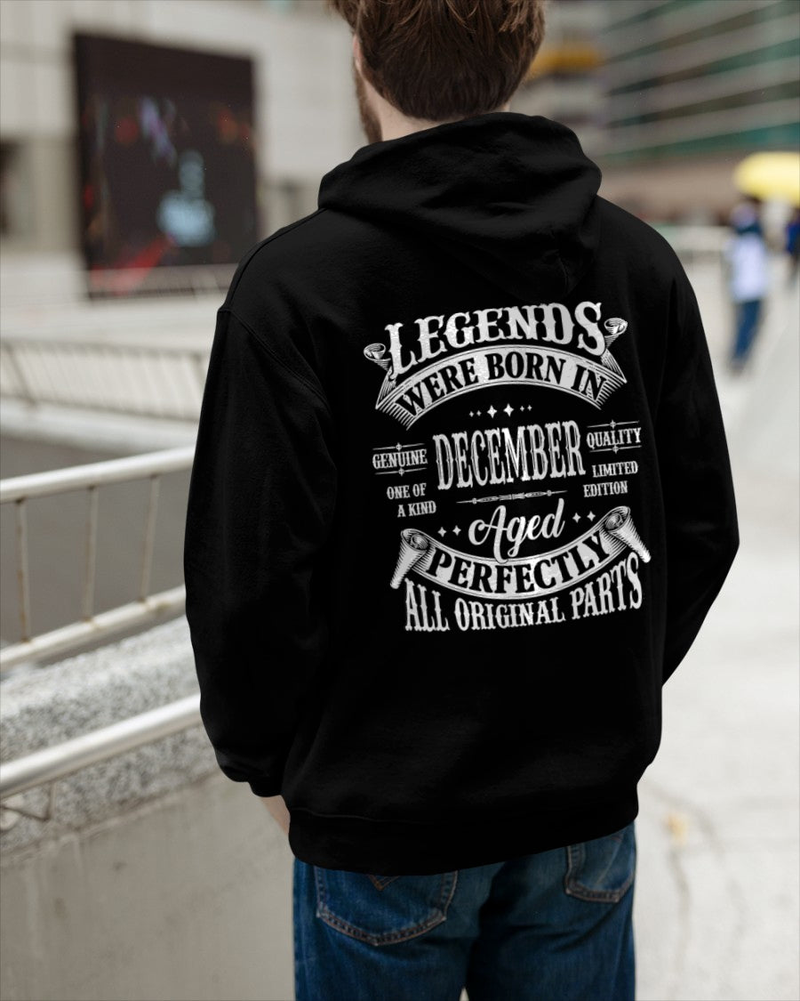 LEGEND WERE BORN IN DECEMBER - male (SKU08-37-12)