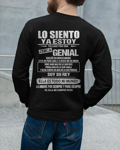 Noviembre - Chica genial nació en noviembre - Regalo especial para novio - Black - T11 (SKU05-80-11)